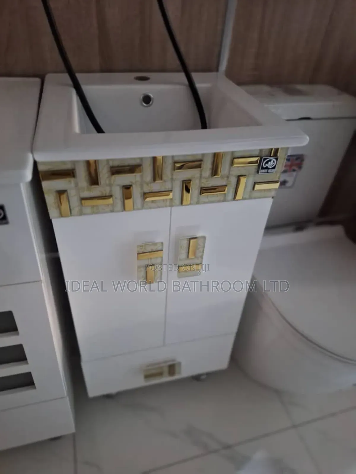 Basin White and Gold