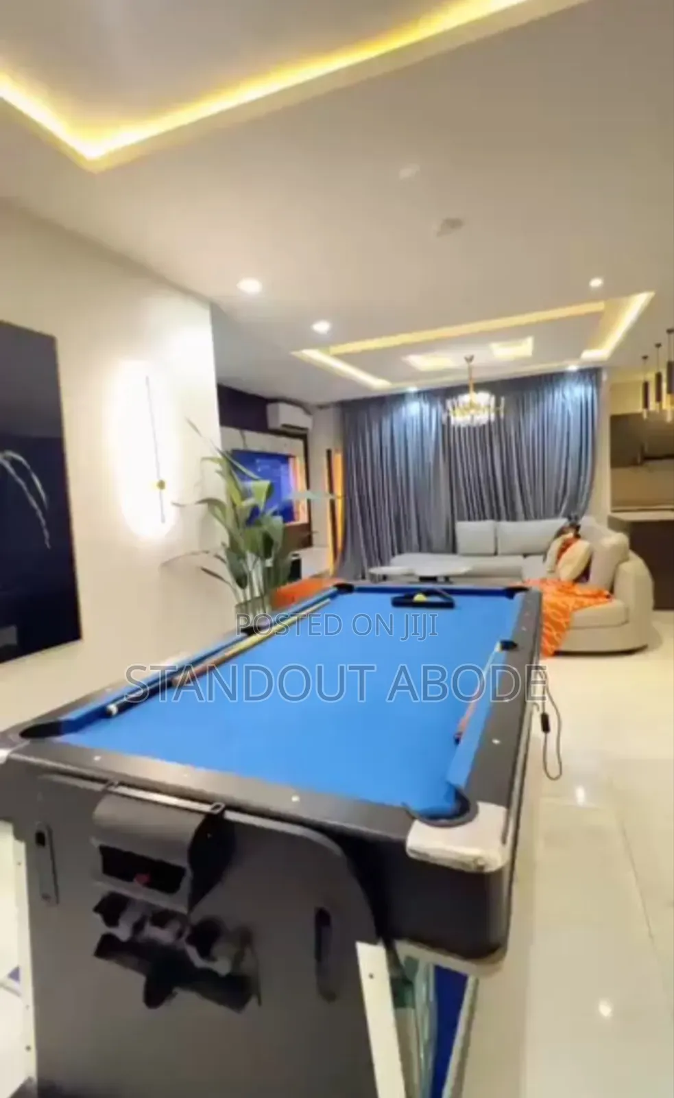 2 Bedroom Luxury Apartment Shortlet