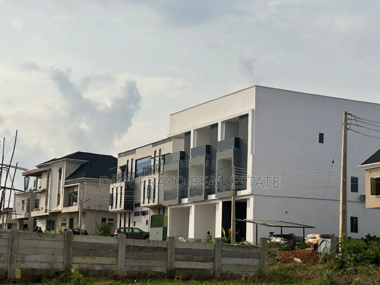 4bdrm Duplex in Lere Adigun Gra, Basorun for sale