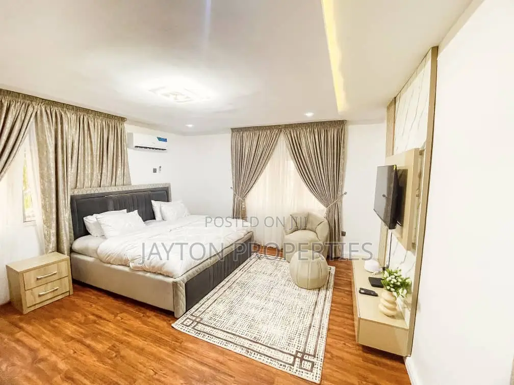 Cozy 3 Bedroom