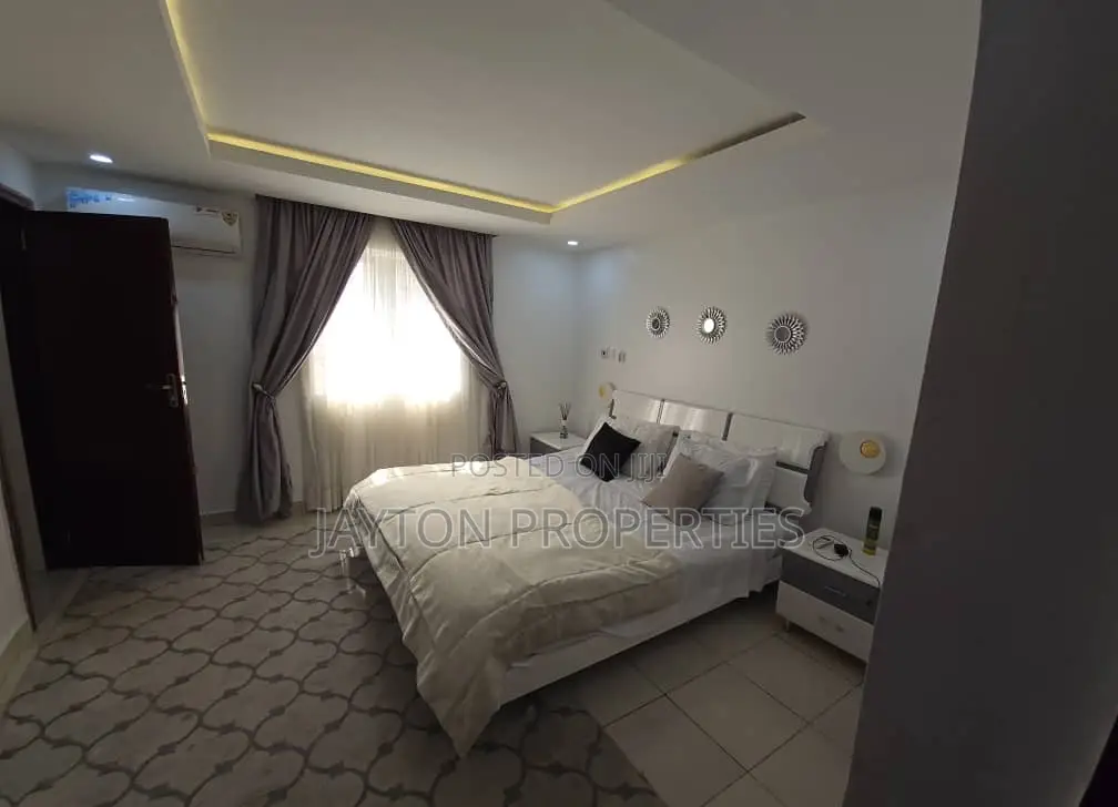 Cozy 2 Bedroom