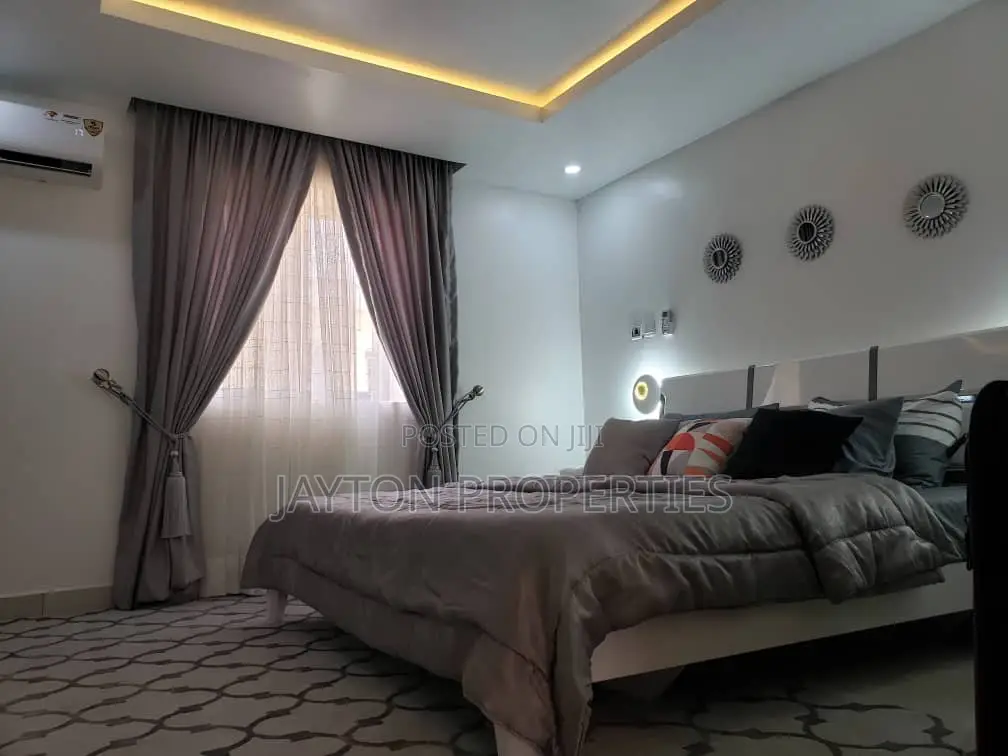 Cozy 2 Bedroom