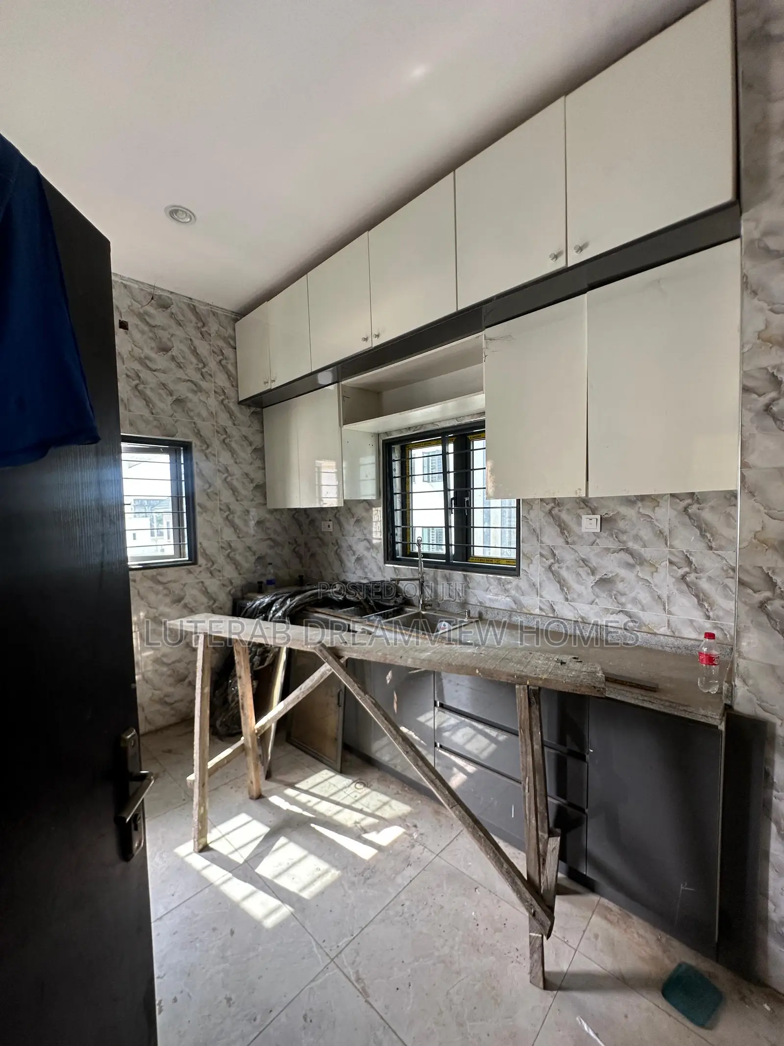 3bdrm Block of Flats in Jahi Gilmor for rent