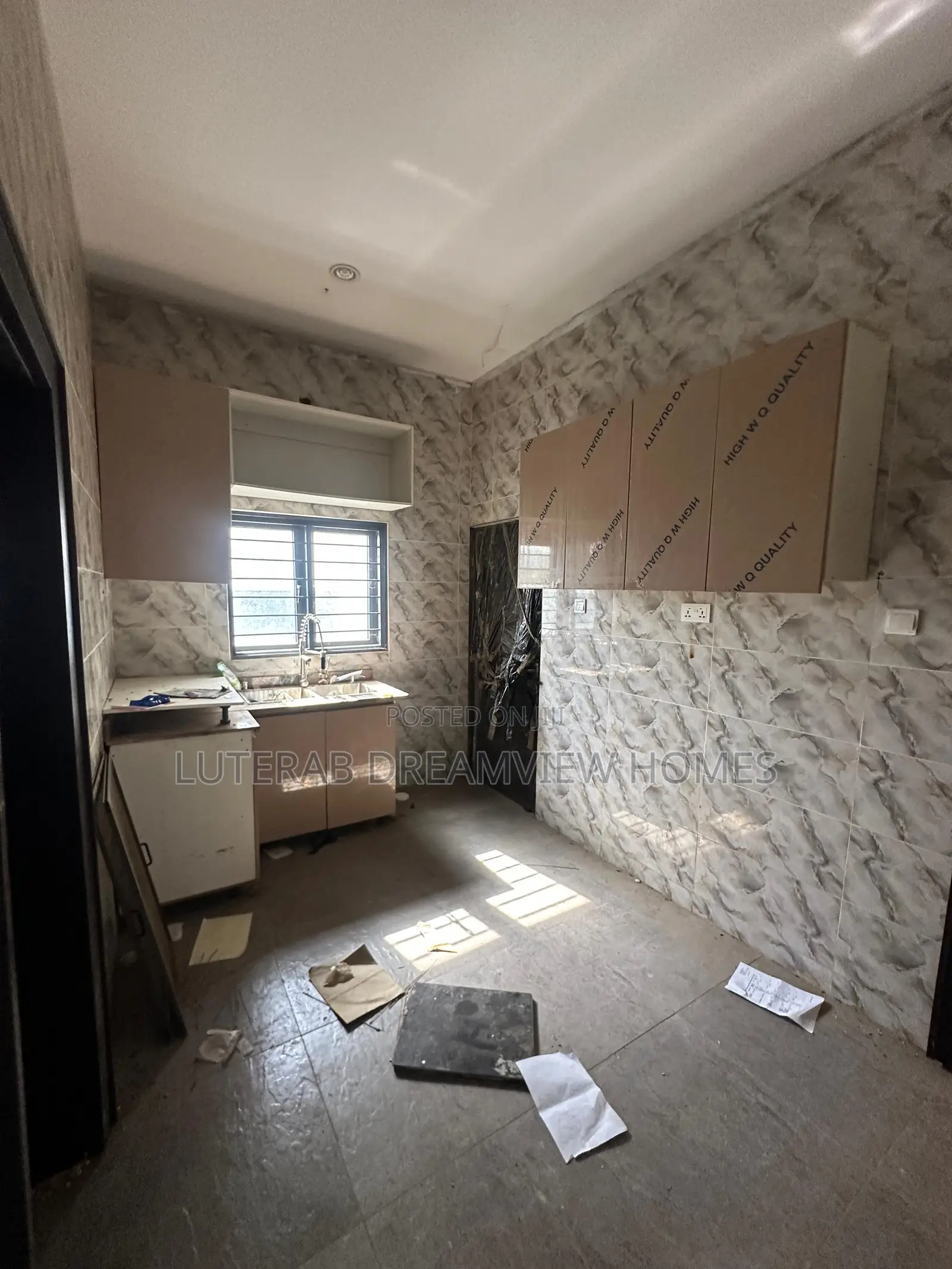 2bdrm Block of Flats in Jahi By Gilmor for rent