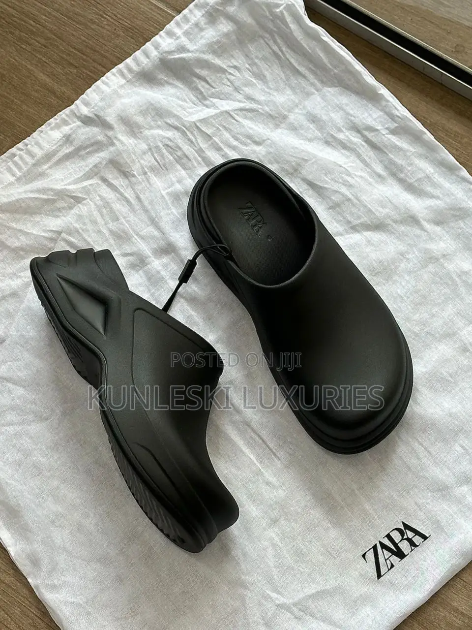 Original Zara Clogs Collection in Two Colors
