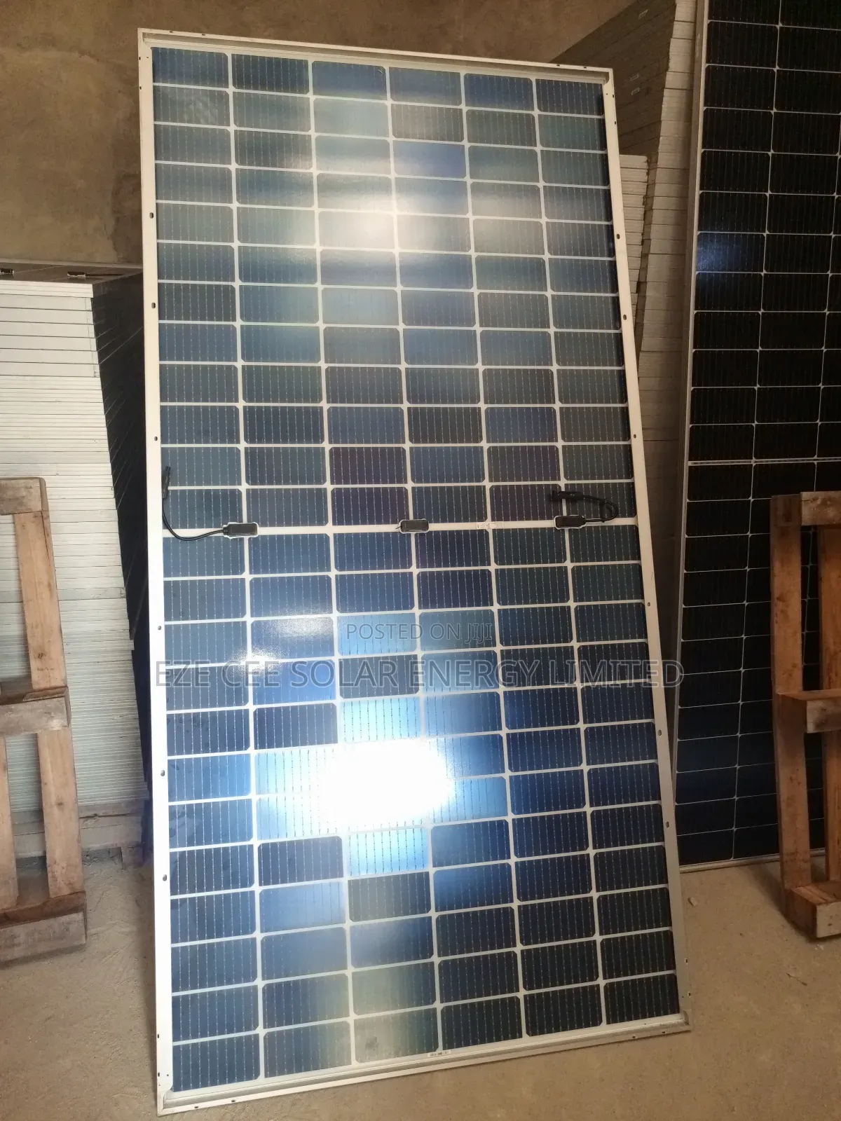 550watts Jinko Bifacial Solar Panels
