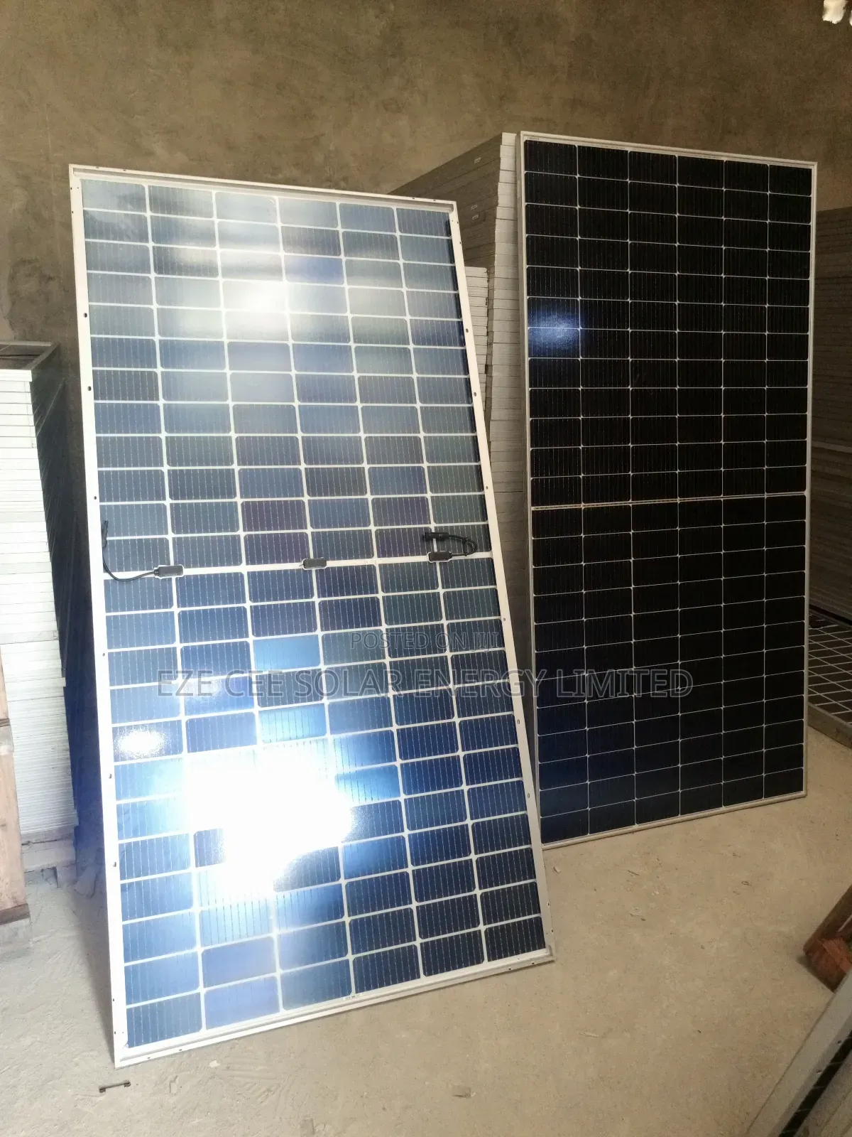 550watts Jinko Bifacial Solar Panels