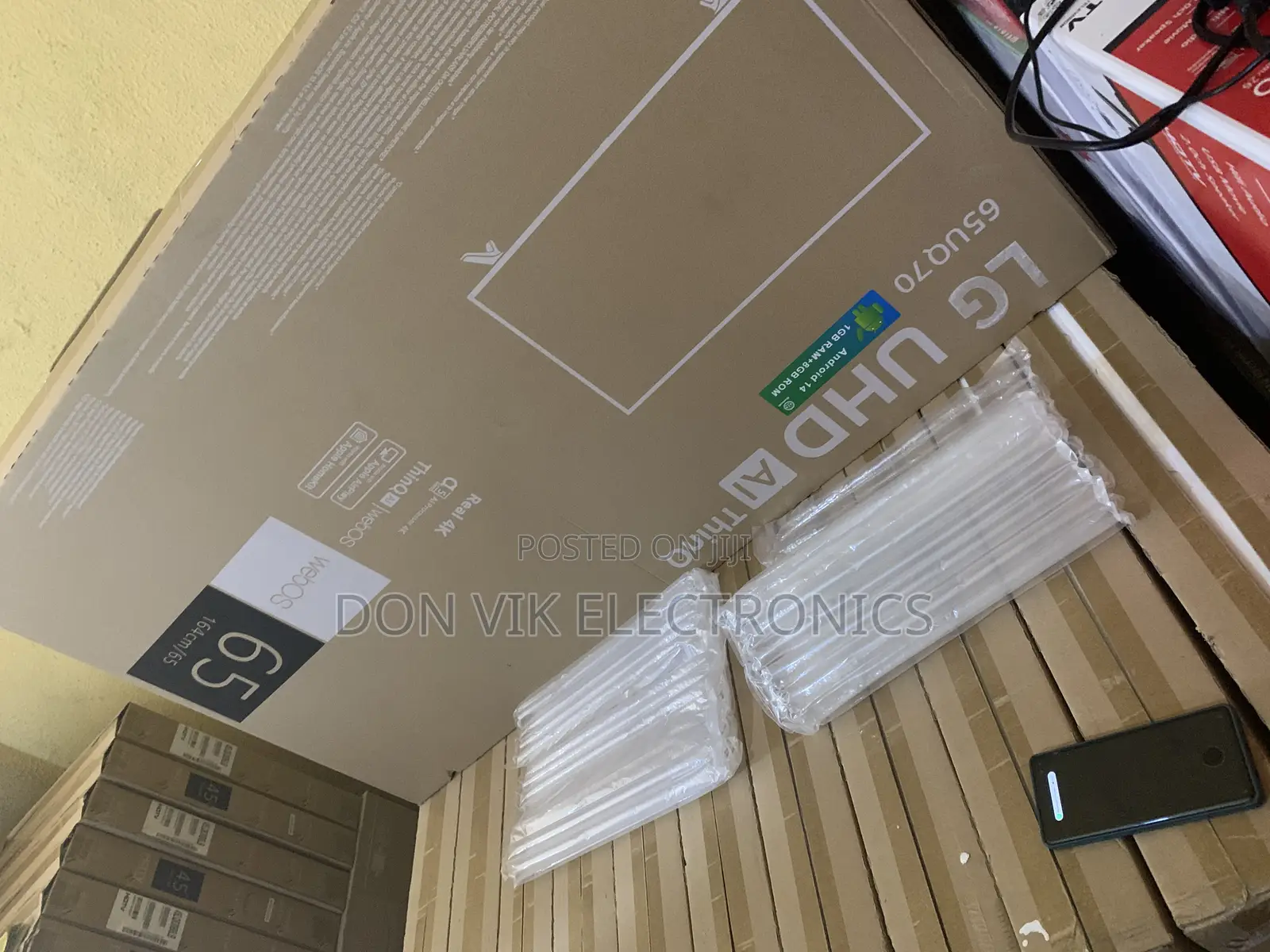 New Lg Frameless 65 Inches Smart Television