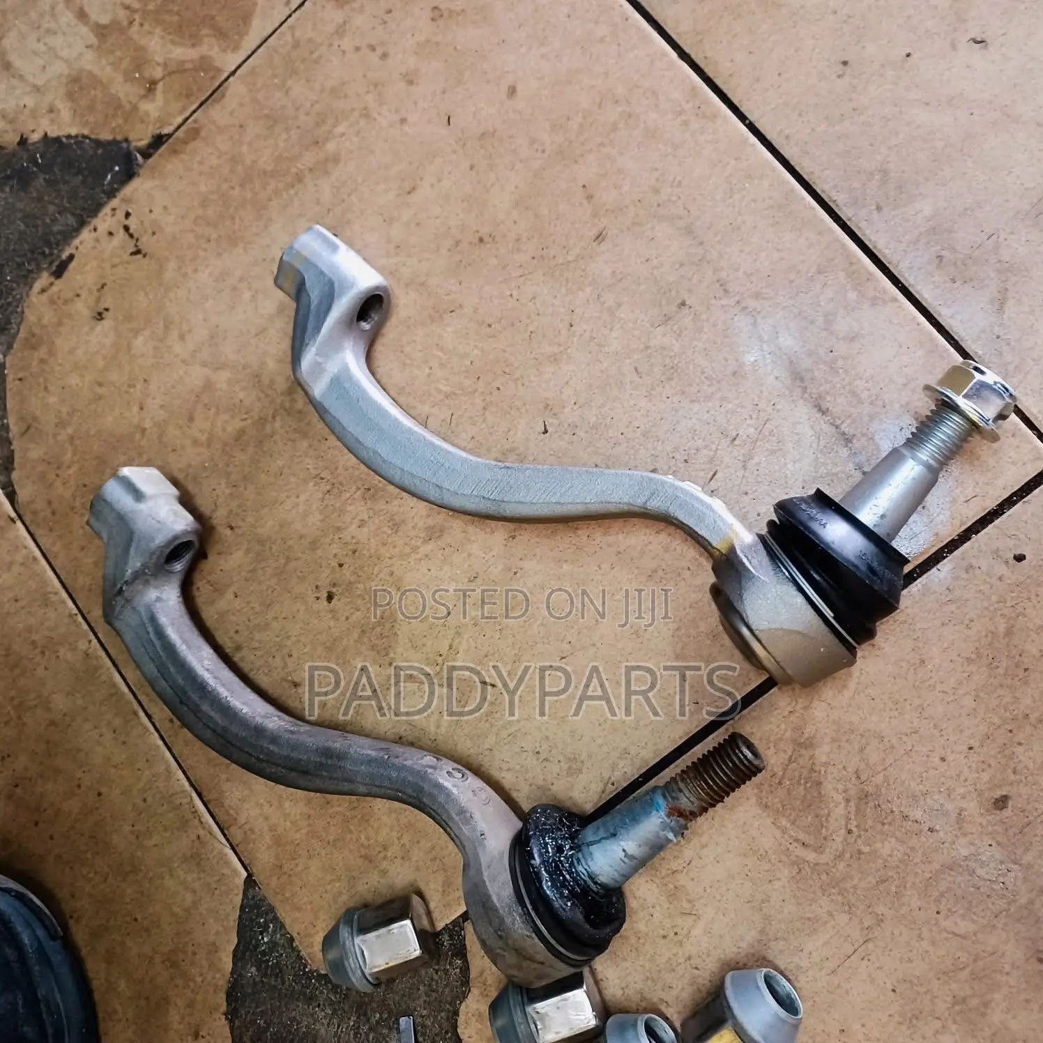 Range Rover Velar Tie Rod End Lr111480