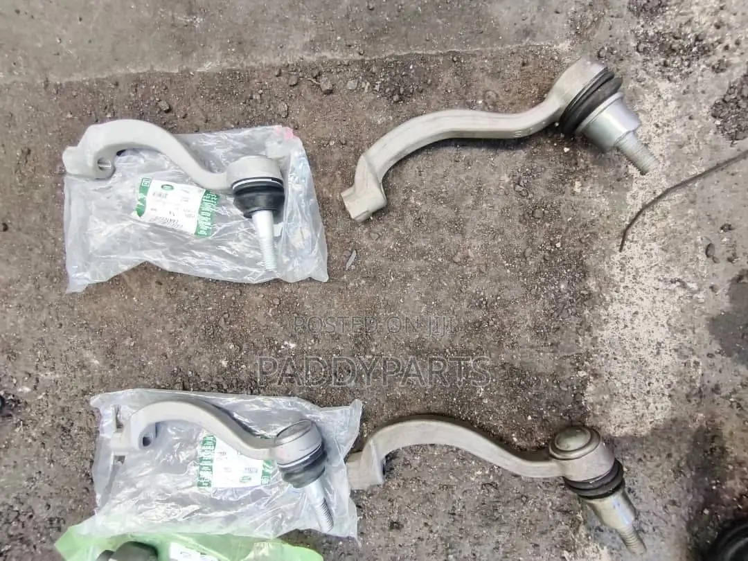 Range Rover Velar Tie Rod End Lr111480