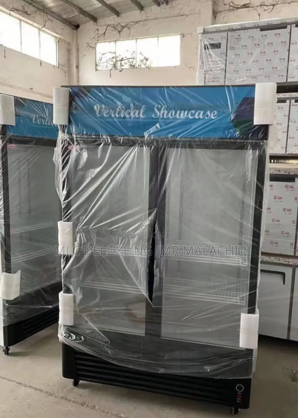 Commercial 2 Doors Vertical Display Chiller Showcase (4 Layers) Static