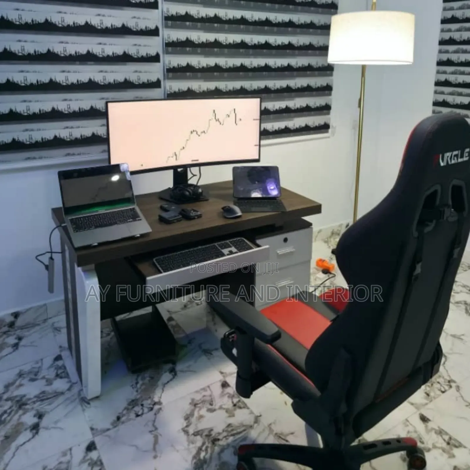 Office Table and Chair (Game Table and Chair)
