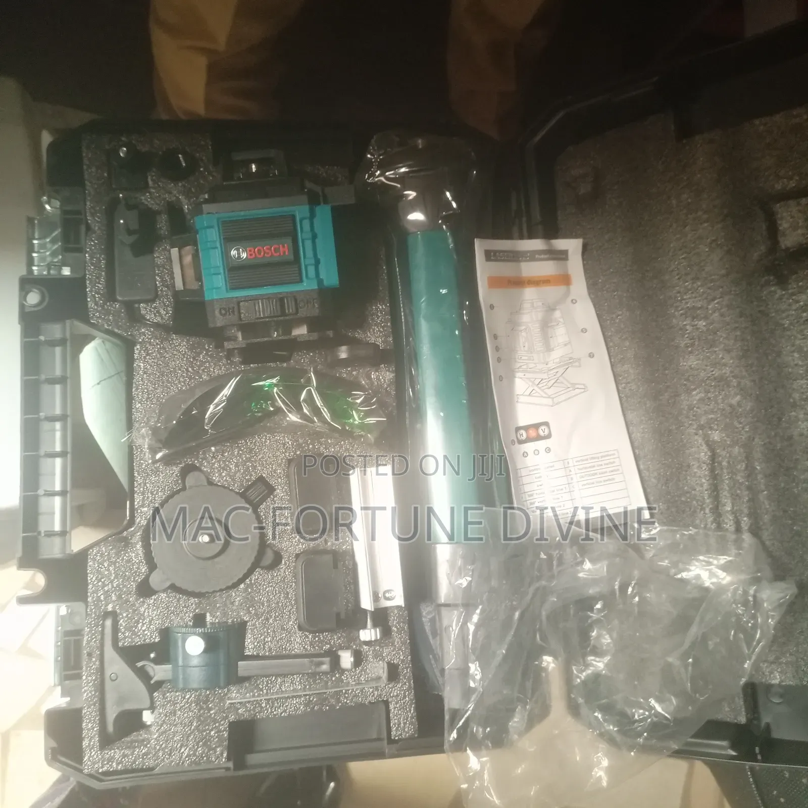 Original Bosch Laser Level Instrument Complet Set.