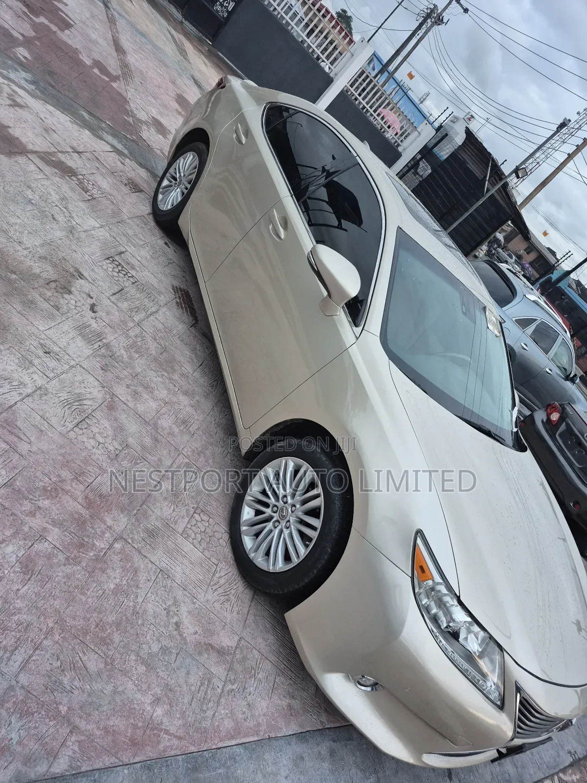 Lexus ES 350 FWD 2015 Gold