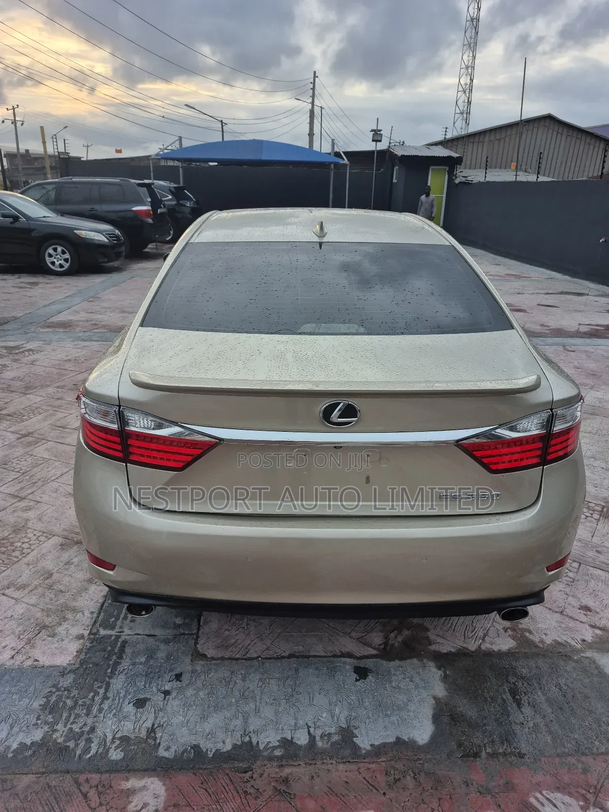 Lexus ES 350 FWD 2015 Gold