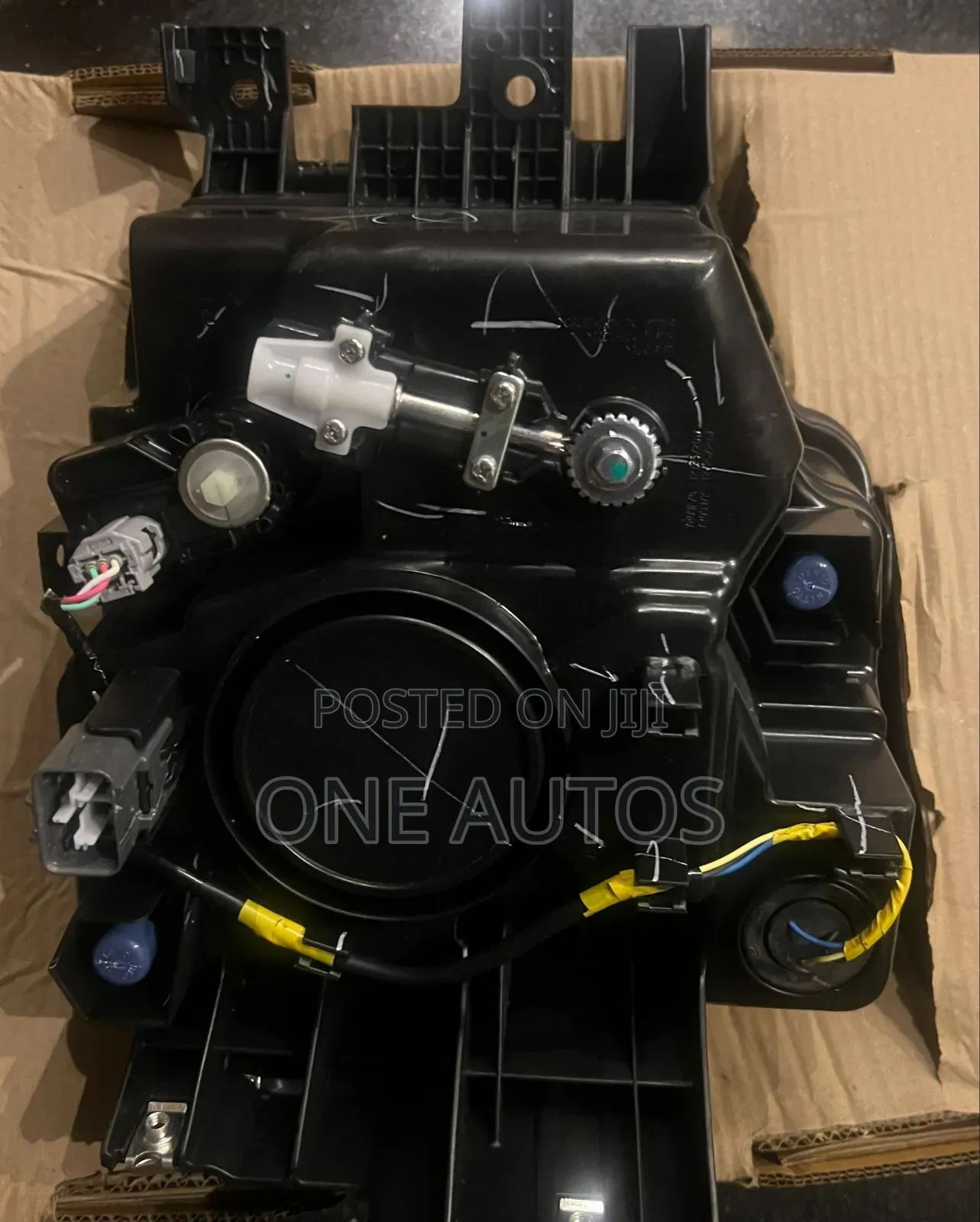 Toyota Urban Cruiser Headlamp