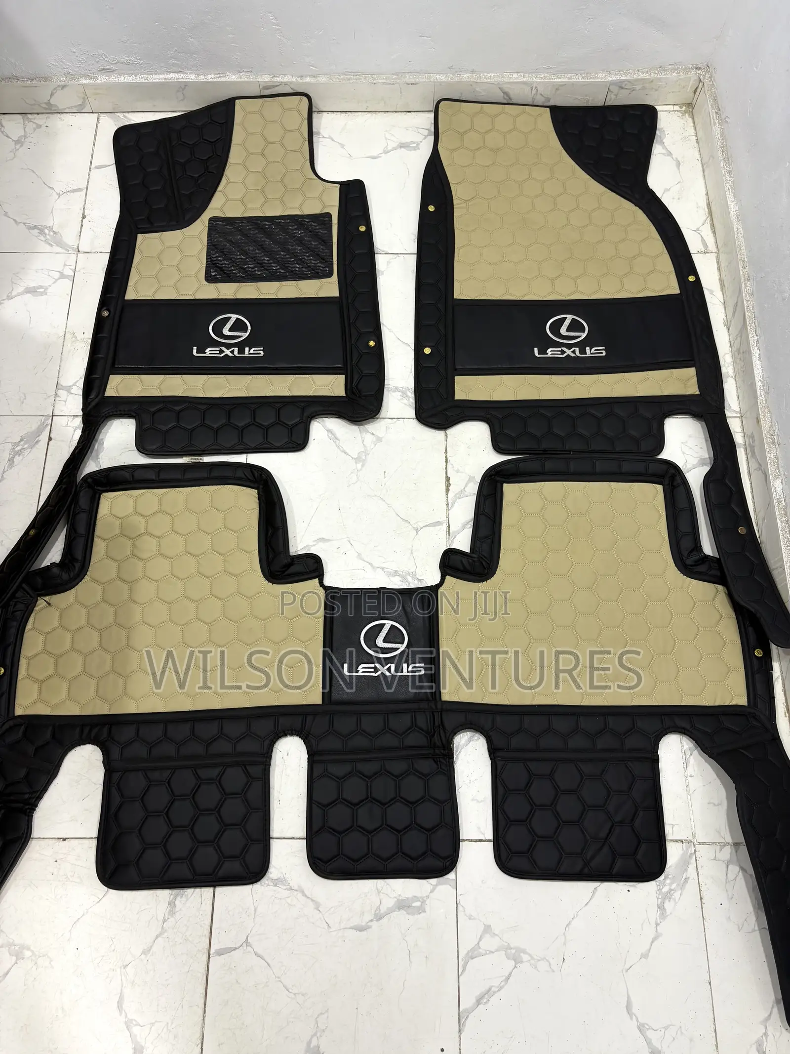 Milk And Black Lexus Rx330/350 Logo Leather Mat