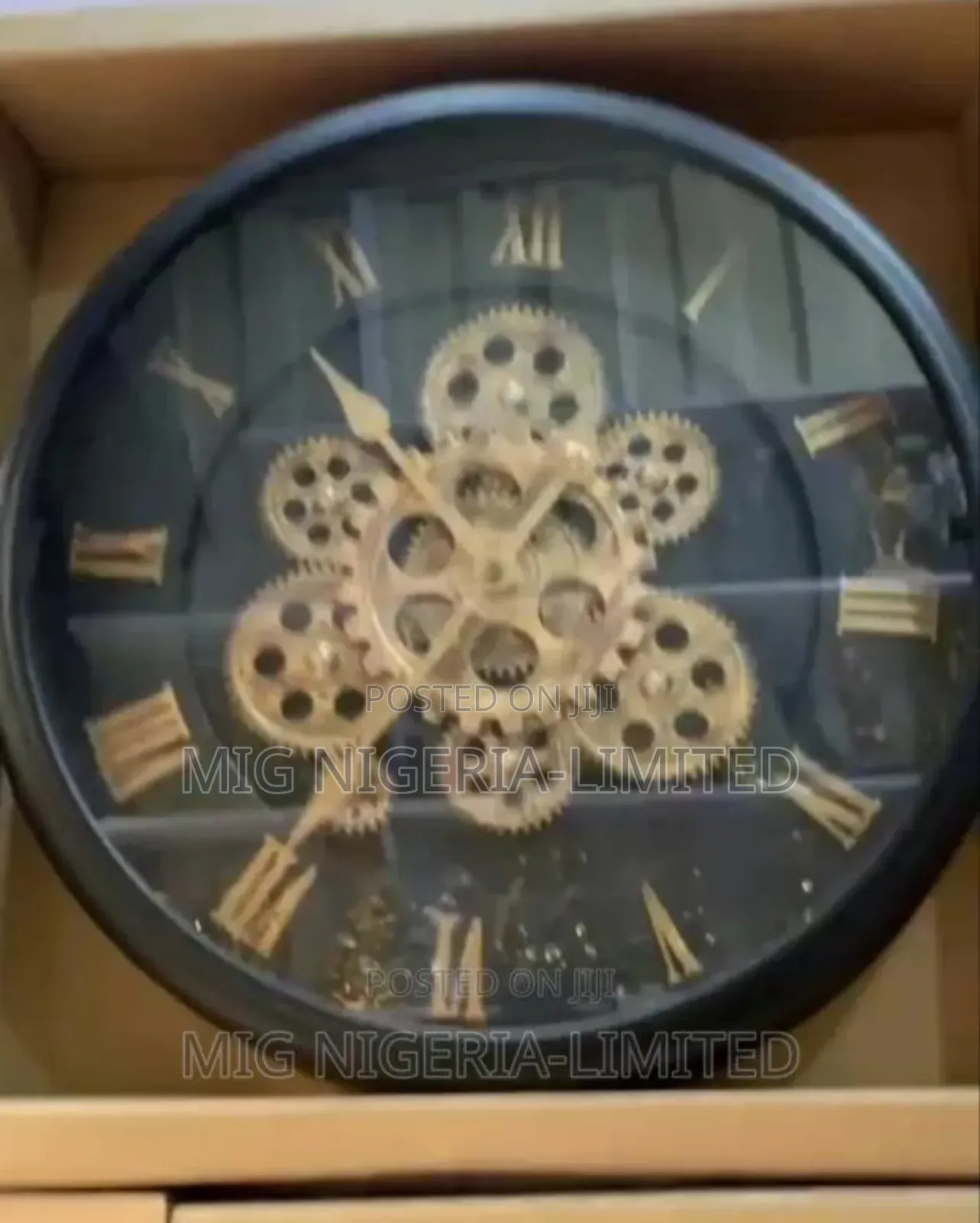 Wheel of Age Moving Gear Wall Clock White Chronograph Working 45cm