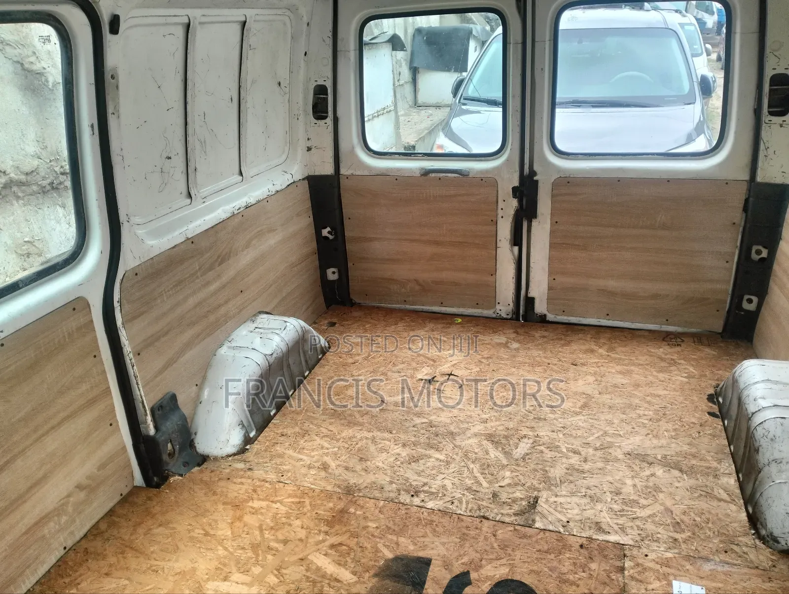 Ford Transit 2002 White