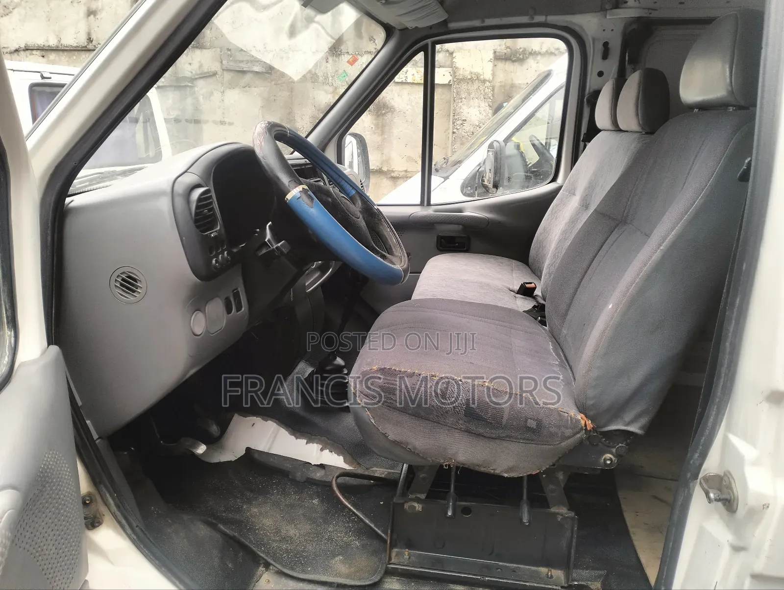 Ford Transit 2000 White