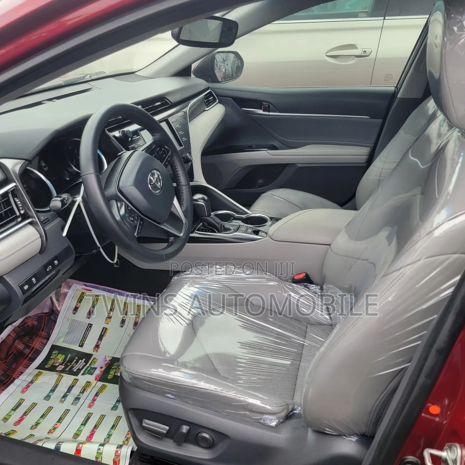 Toyota Camry XSE FWD (2.5L 4cyl 8AM) 2018 Red