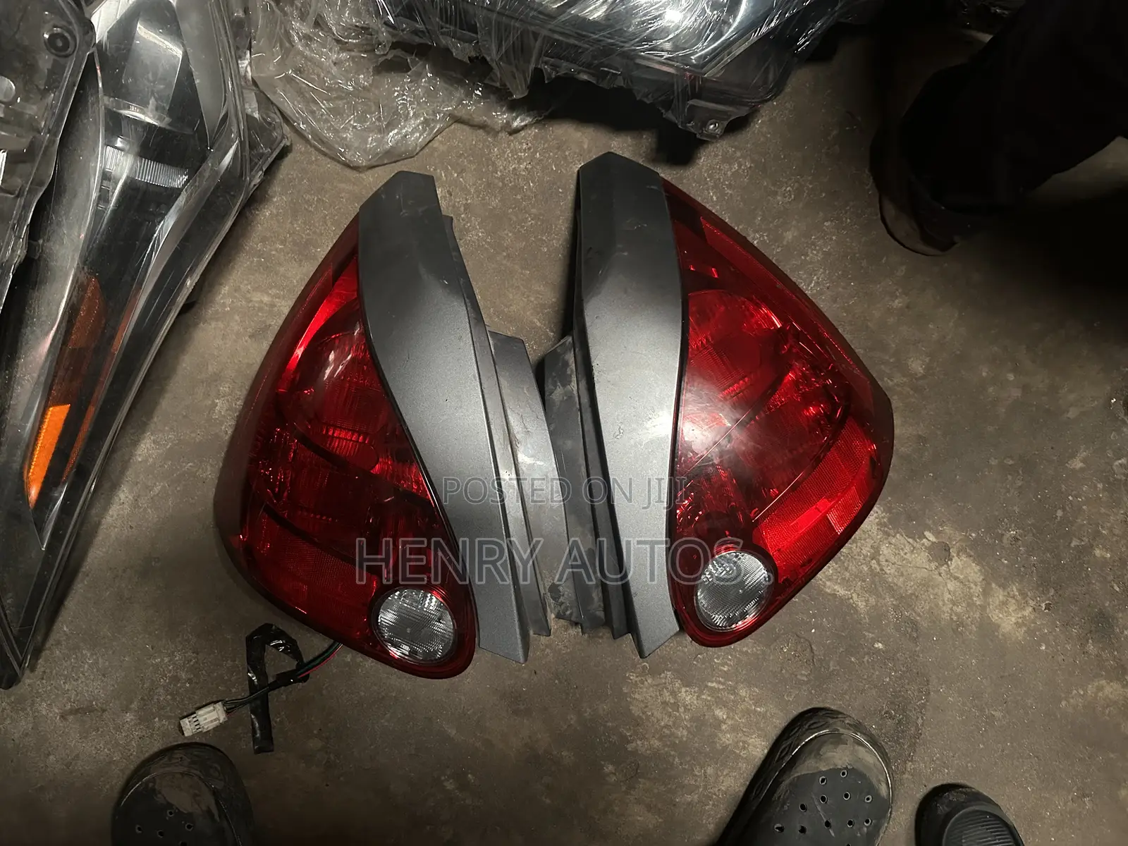 Set Taillights Maxima 2005