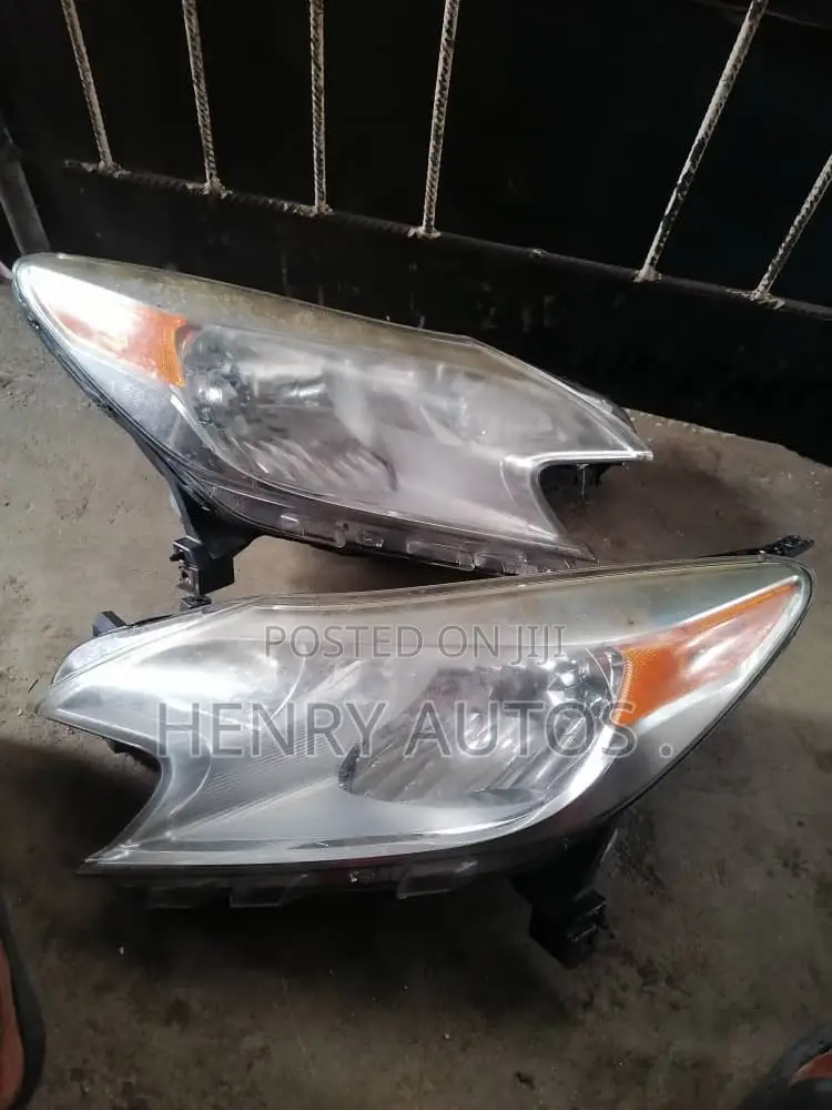 Set Headlamp Versa 2015