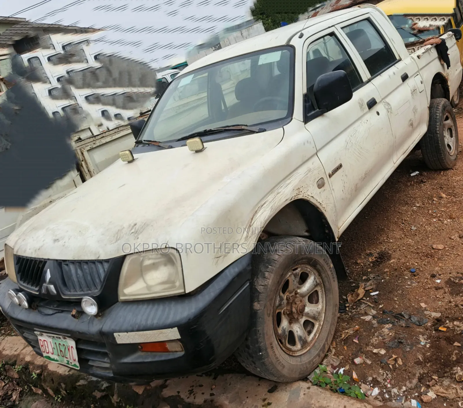 Mitsubishi L200 Double Cab 2.4 4WD 2004 White