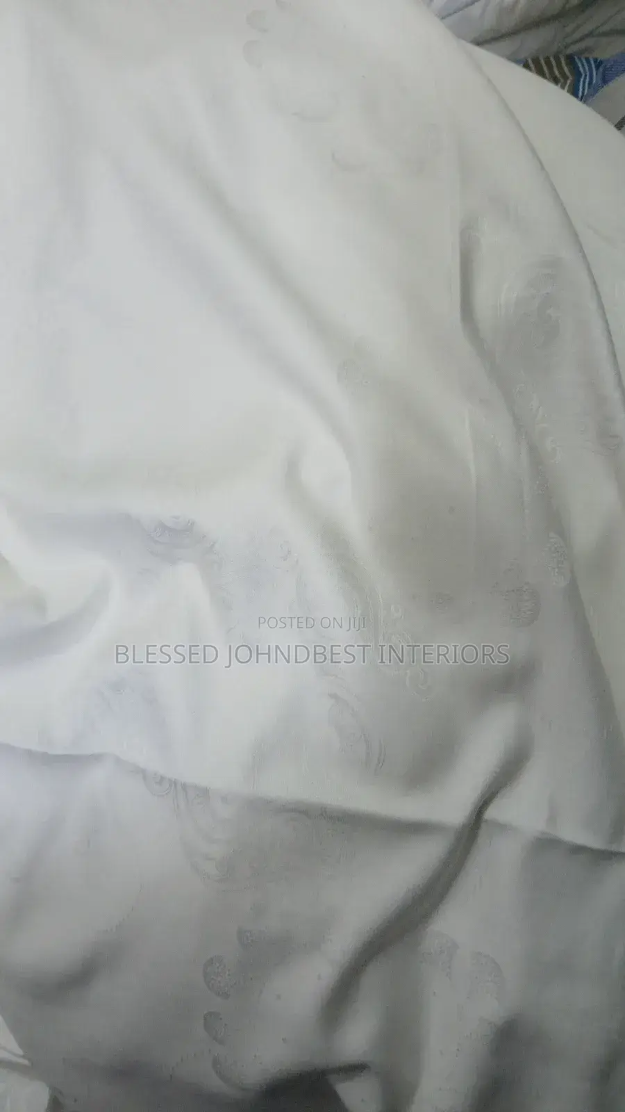 Inbuilt Designed Whites For Duvet And Bedsheets Sets