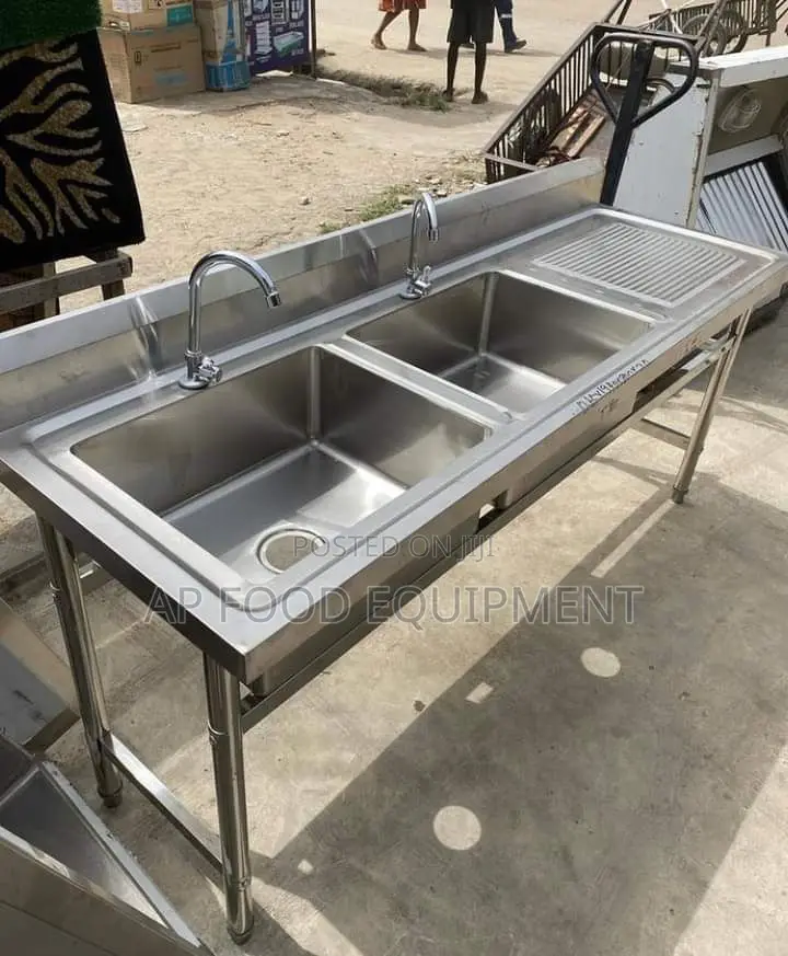 Different Sizes of Industrial Sinks