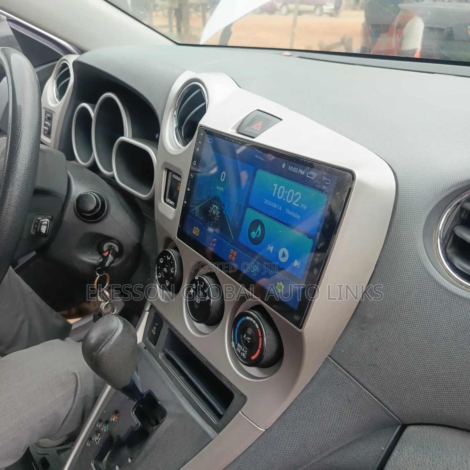 Pontiac Vibe 2008-2010 Android Screen With Reverse Camera,Gps