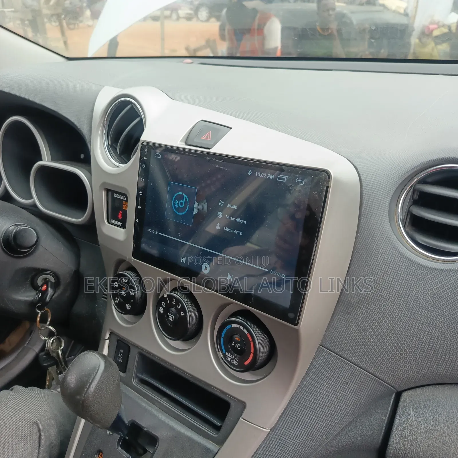 Pontiac Vibe 2008-2010 Android Screen With Reverse Camera,Gps