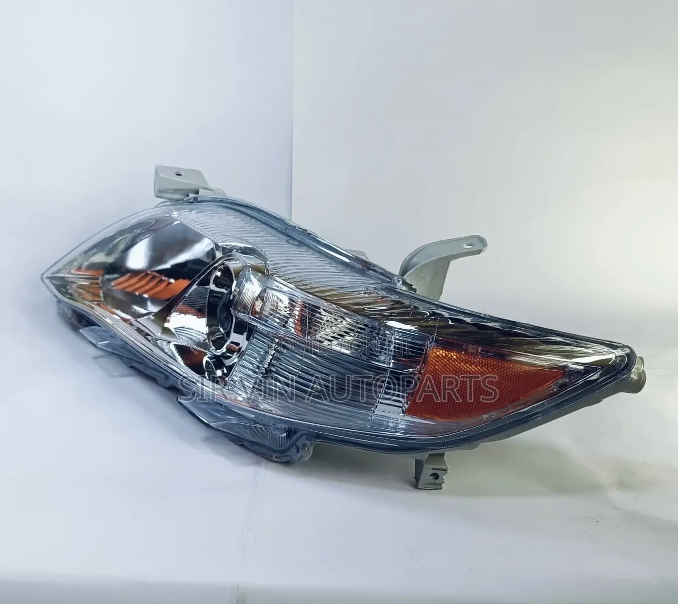 Toyota Camry 2010/2011 Headlight/Headlamp (Complete Set)