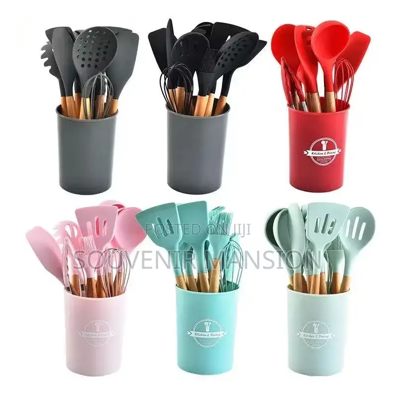12pieces Kitchenware With Wooden Handle