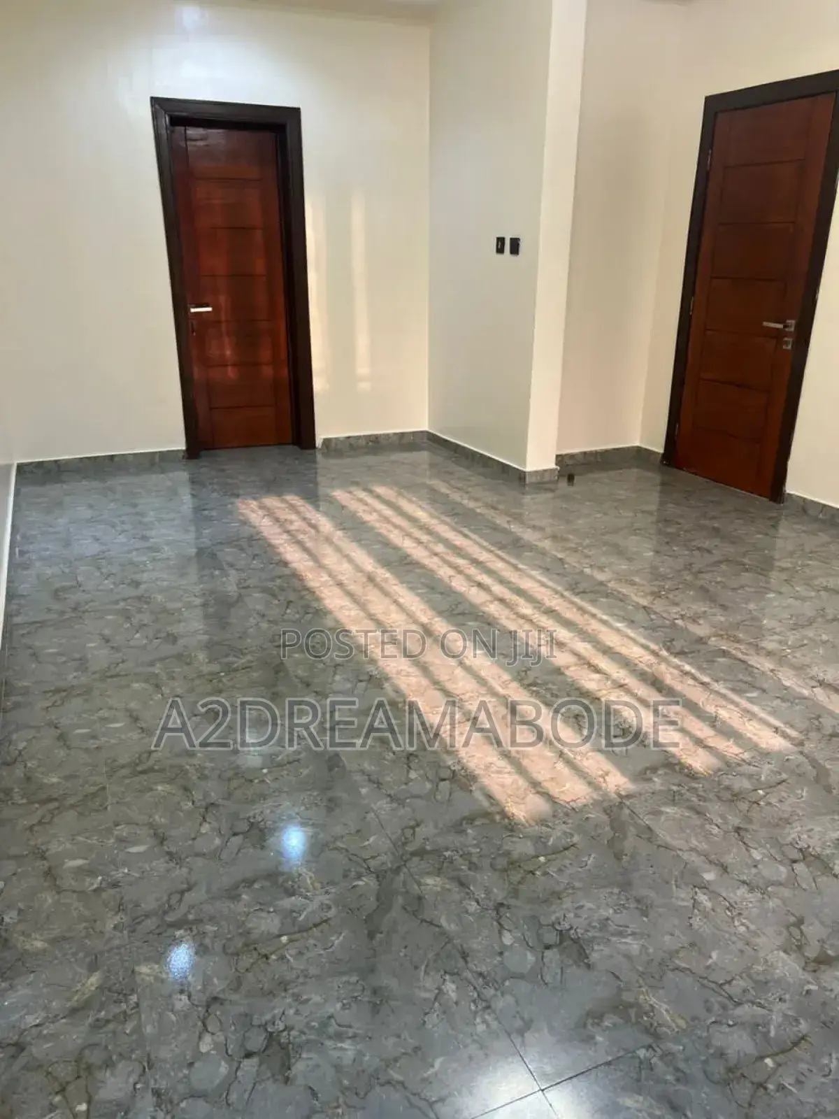 3bdrm Apartment in Ikeja Gra for sale