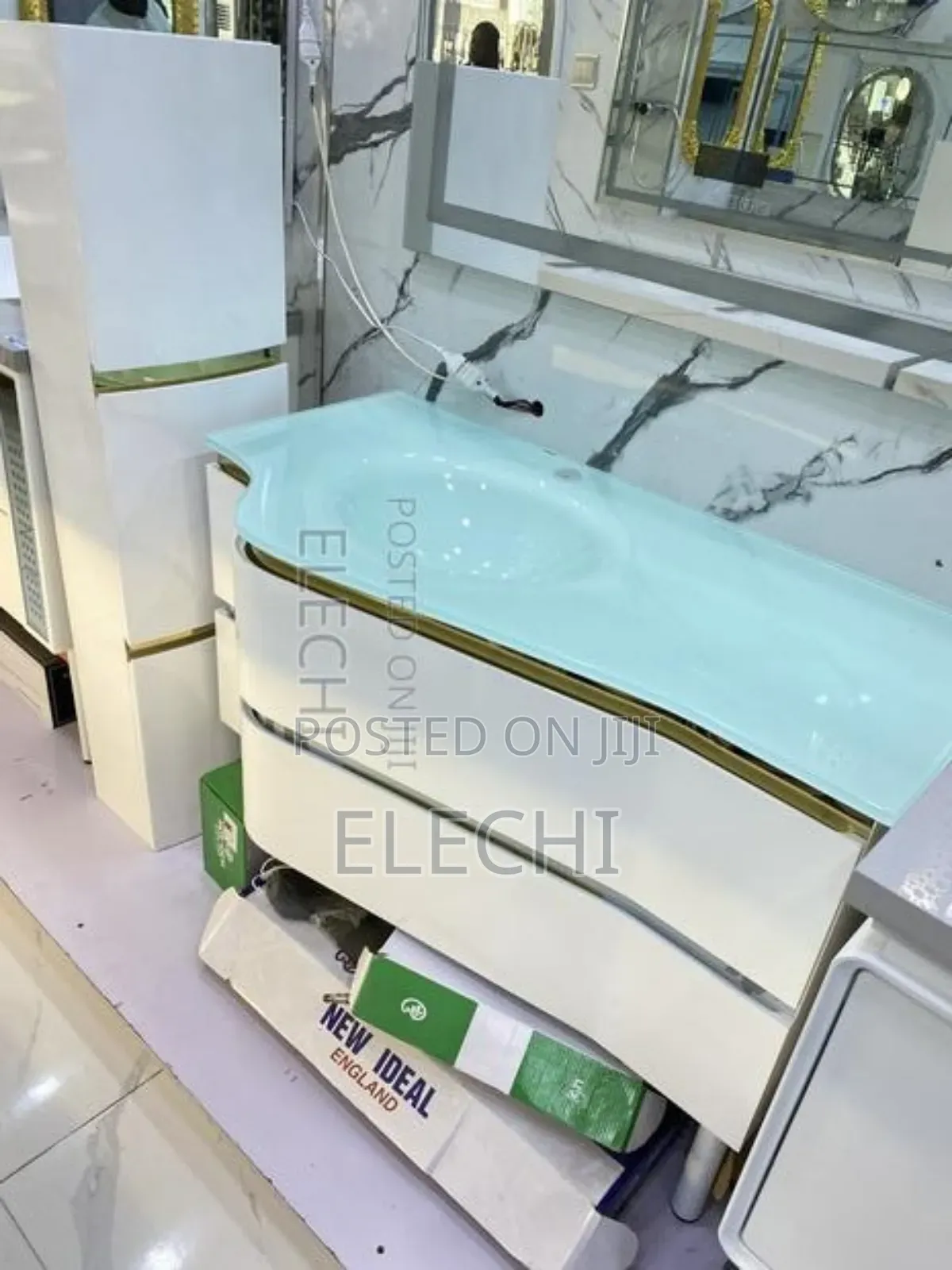 Bathroom Cabinet Basin With Side Shelf (Glass Top)