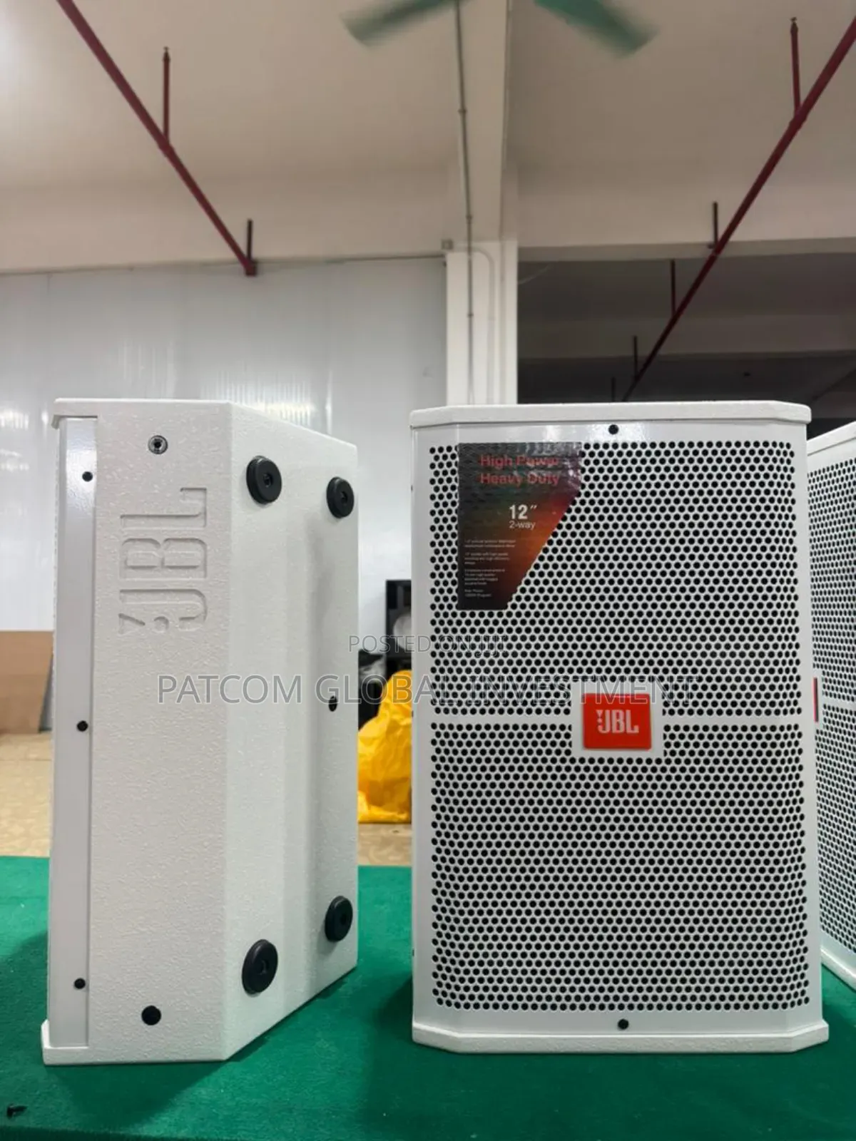 JBL Feedback Monitor Speaker Srx712m White