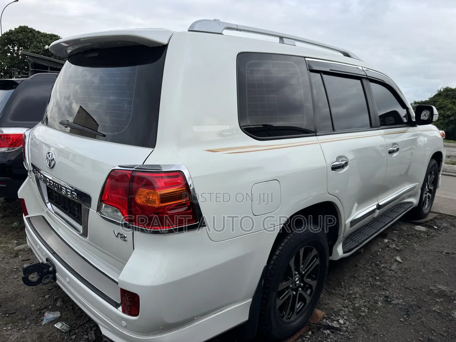 Toyota Land Cruiser 4.6 V8 GX-R 2015 White
