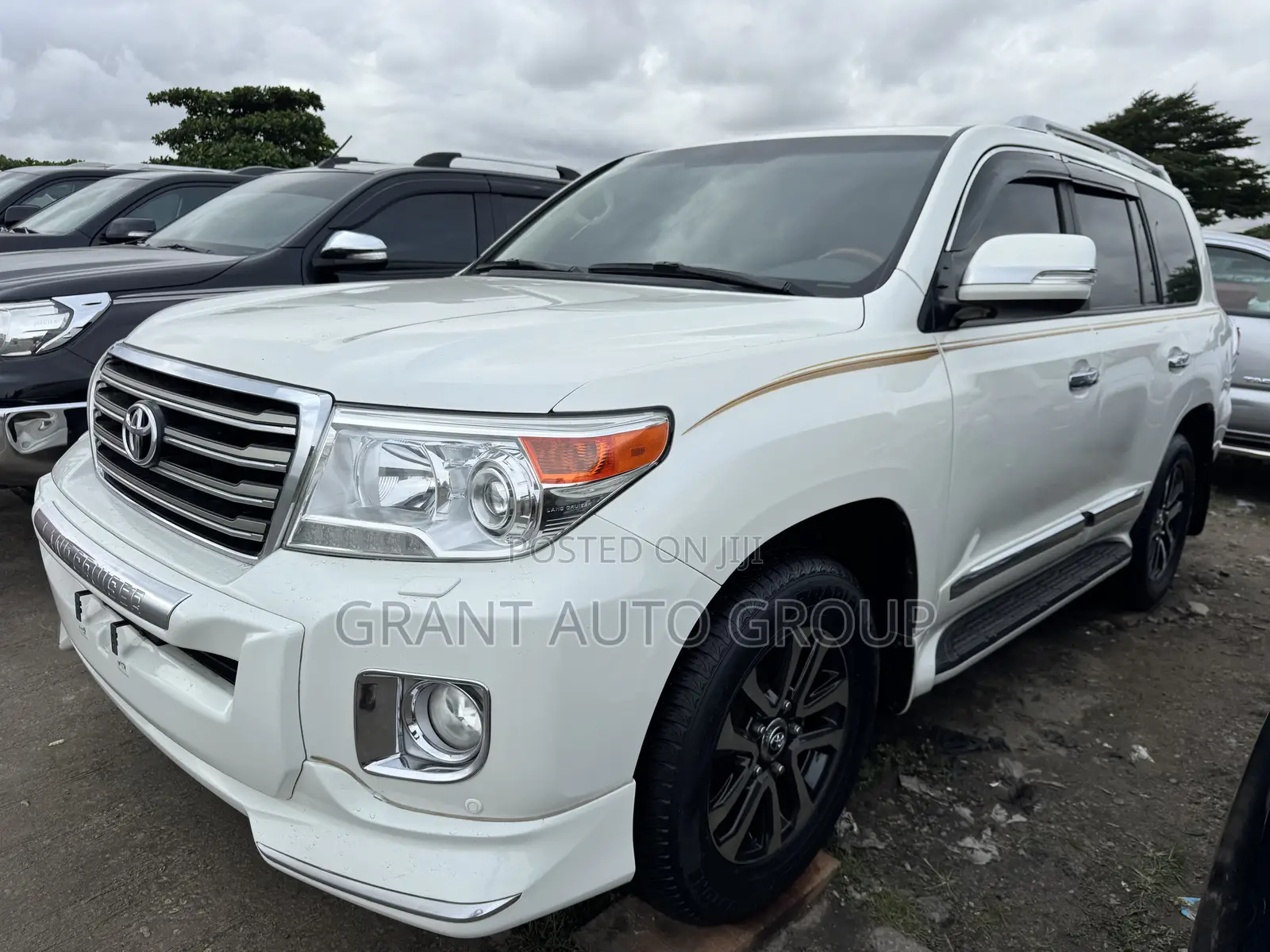 Toyota Land Cruiser 4.6 V8 GX-R 2015 White