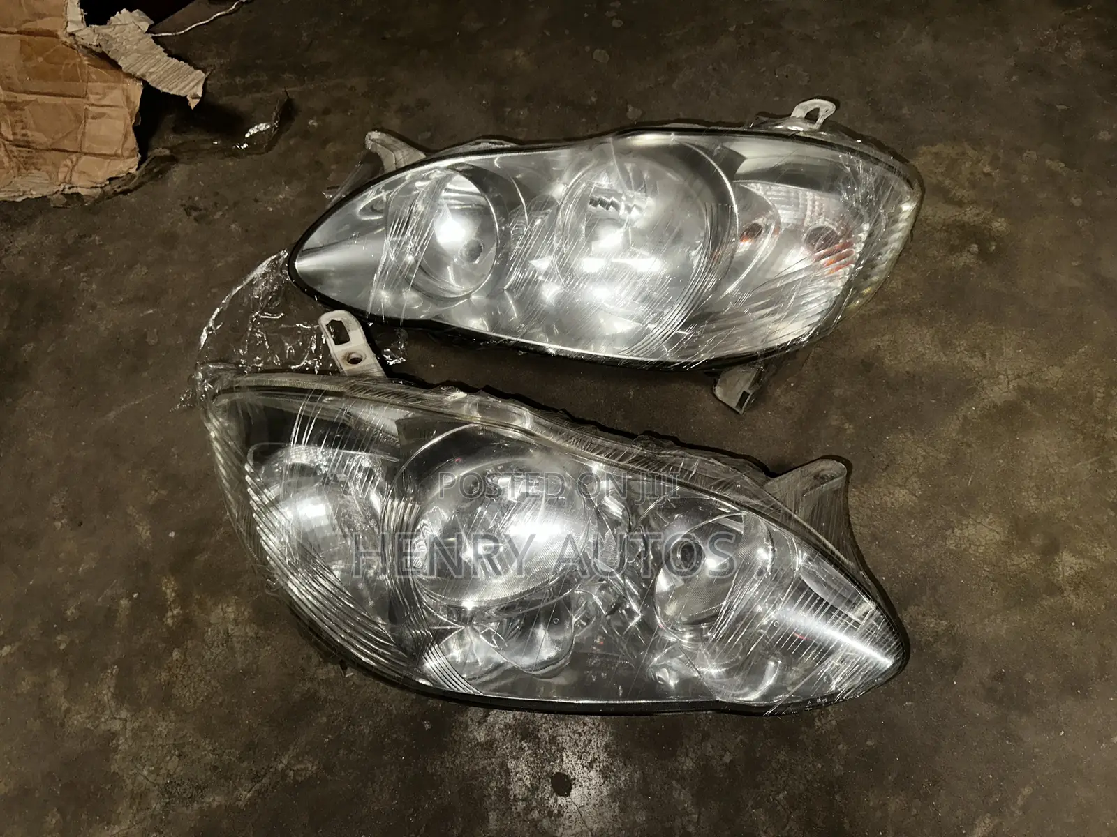 Set Headlamp Corolla Altis