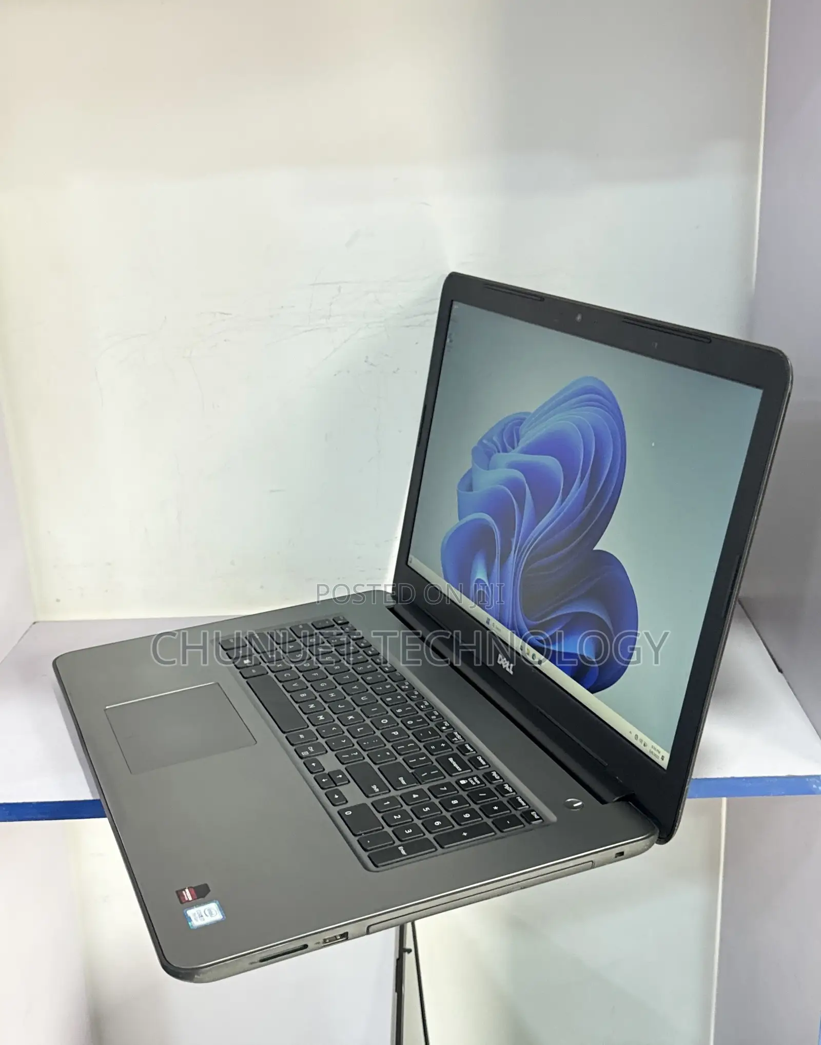 Laptop Dell Inspiron 17 5767 32GB AMD Ryzen 7 SSD 1T