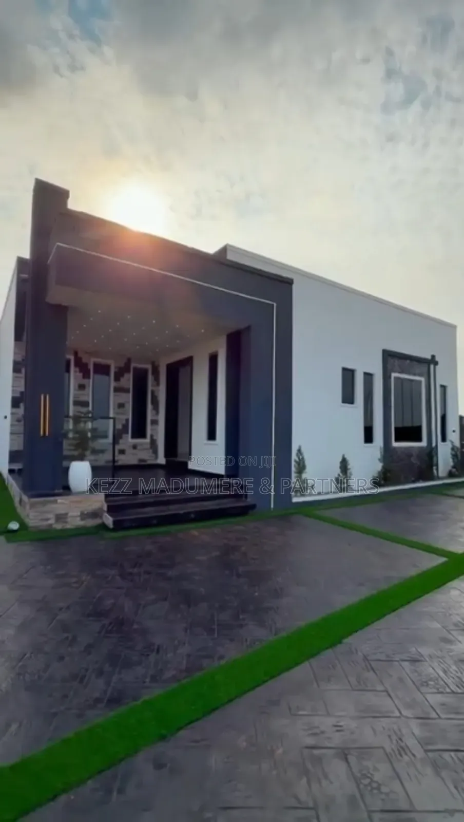 4bdrm Bungalow in Centenary City for sale
