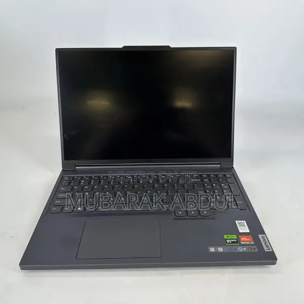 Laptop Lenovo Legion 5 8GB AMD Ryzen 7 SSD 1T