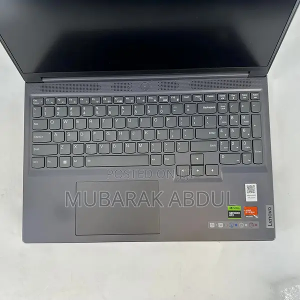 Laptop Lenovo Legion 5 8GB AMD Ryzen 7 SSD 1T