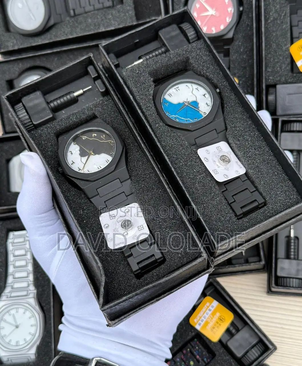 *Valenzo Plastic Watch * Comes With Chain Removal
