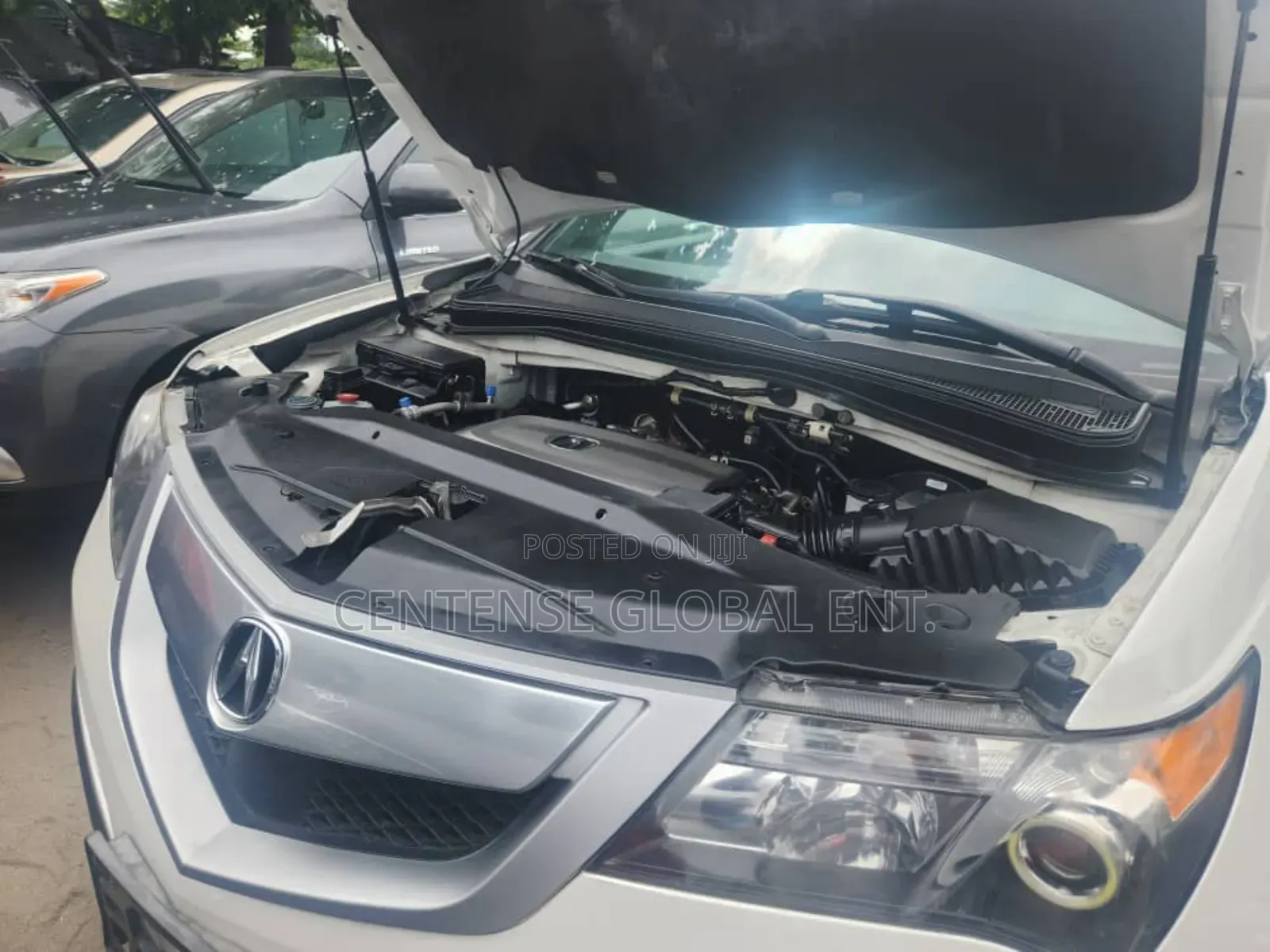 Acura MDX Technology Package SUV AWD (3.7L 6cyl 6A) 2011 White