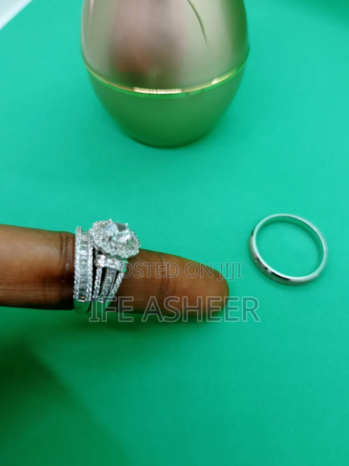 Princess 925 Sterling Silver Wedding Ring - Inside A Ring Box