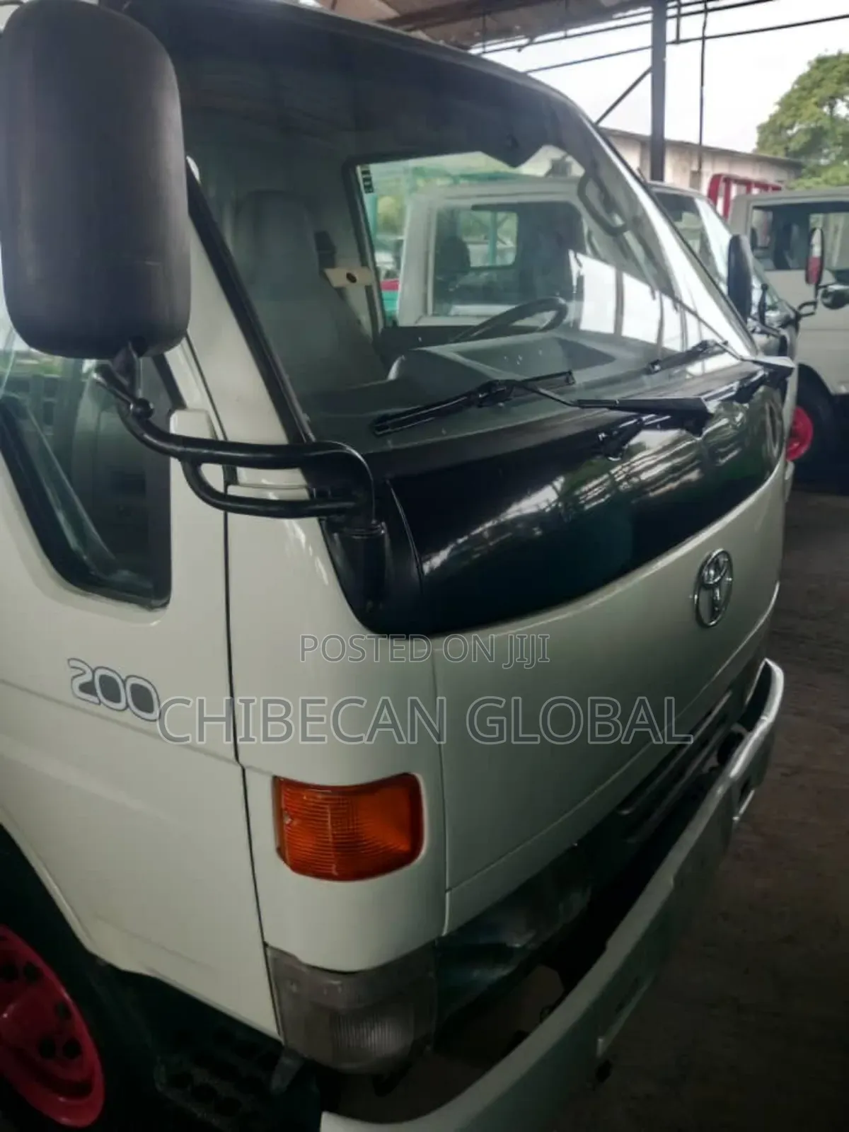 Dyna 200 Pickup 4 Tyres Petrol (Foreign Used)