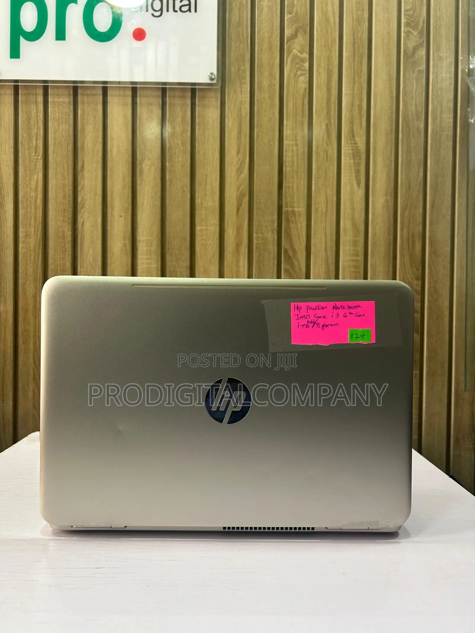 Laptop HP Pavilion 15-eh0050wm 8GB Intel Core i3 HDD 1T