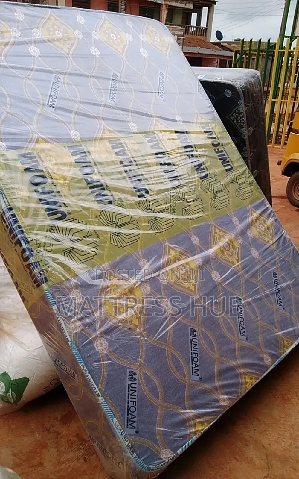 Elegant Onyx 75 X 54 X 12